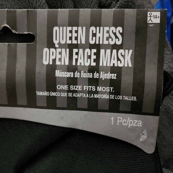 NWT Queen Chess Piece Open Face Mask Halloween Costume Cosplay Hat Headpiece New - Picture 3 of 3